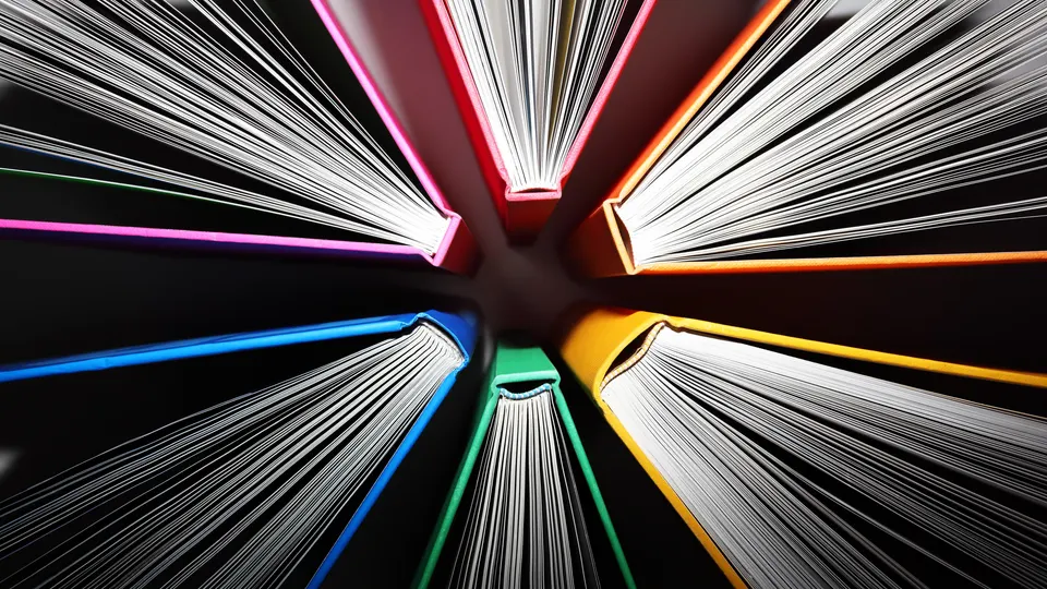 12 Books for Career Changers to Inspire Your Next Move